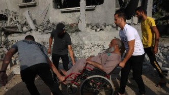 加沙地带救援人员：以军无差别袭击平民和医务工作者