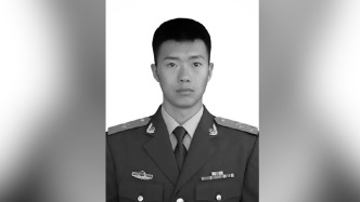送別！00后武警苗鑒為救落井群眾英勇犧牲